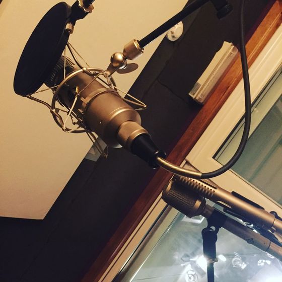 A ribbon mic in the live room, October 2017